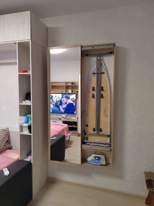 Фотография покупателя товара Пенал с зеркалом с гладильной доской Светлана, 500х150х1740, Дуб сонома