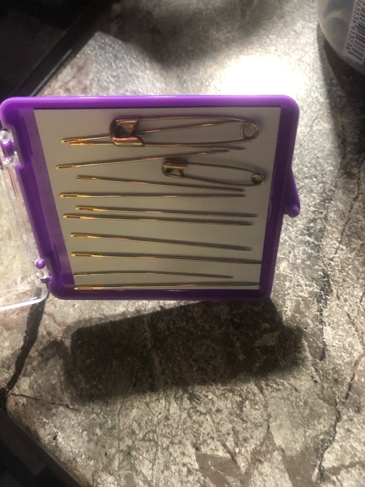 Фотография покупателя товара Игольница магнитная с иглами, 7 × 8 см, цвет МИКС, УЦЕНКА - Фото 12