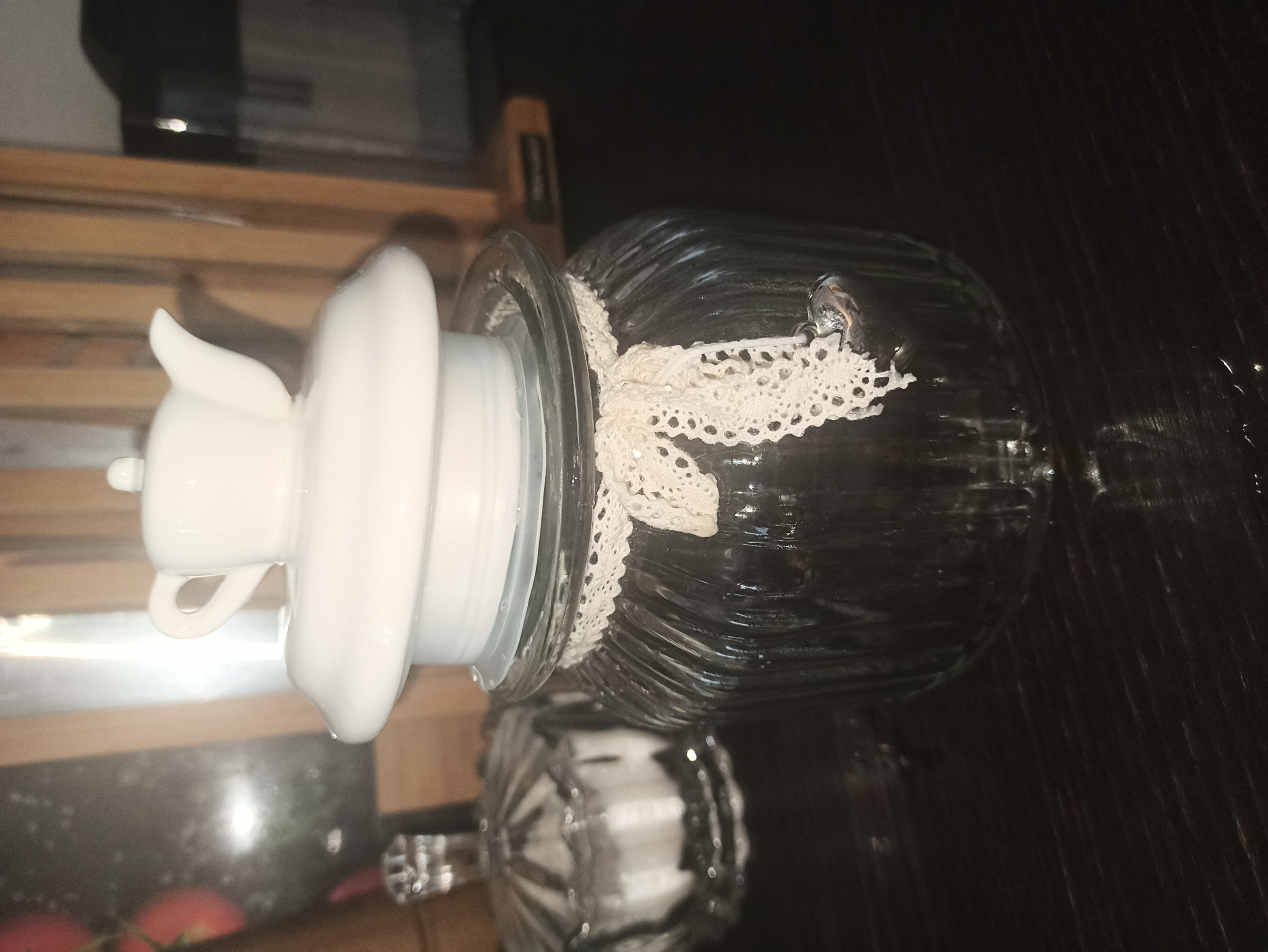 Фотография покупателя товара Банка стеклянная для сыпучих продуктов с керамической крышкой «Чайные беседы», 300 мл, 8×14 см, цвет крышки белый - Фото 6