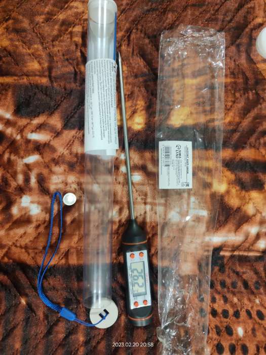 Фотография покупателя товара Термометр (термощуп) для пищи электронный на батарейках Доляна, в коробке