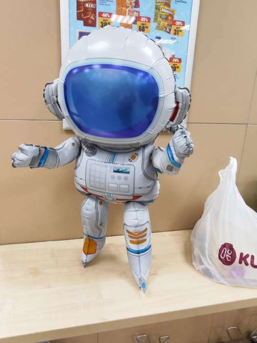 Фотография покупателя товара Шар фольгированный 30" «Космонавт большой», под воздух - Фото 5