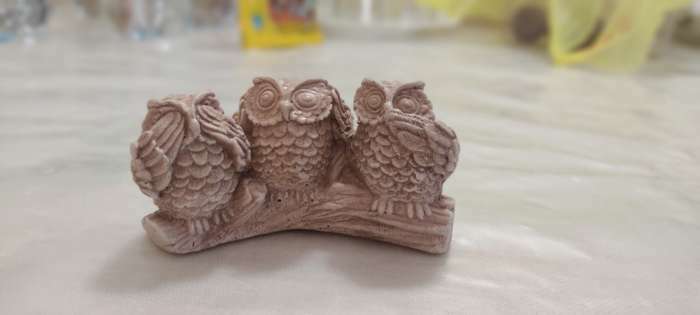 Фотография покупателя товара Фигура "Три совы на жердочке" коричневая, 10х6х5см - Фото 1