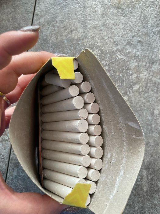 Фотография покупателя товара Мел школьный белый, набор 24 штуки круглый беспыльный, в картонной коробке