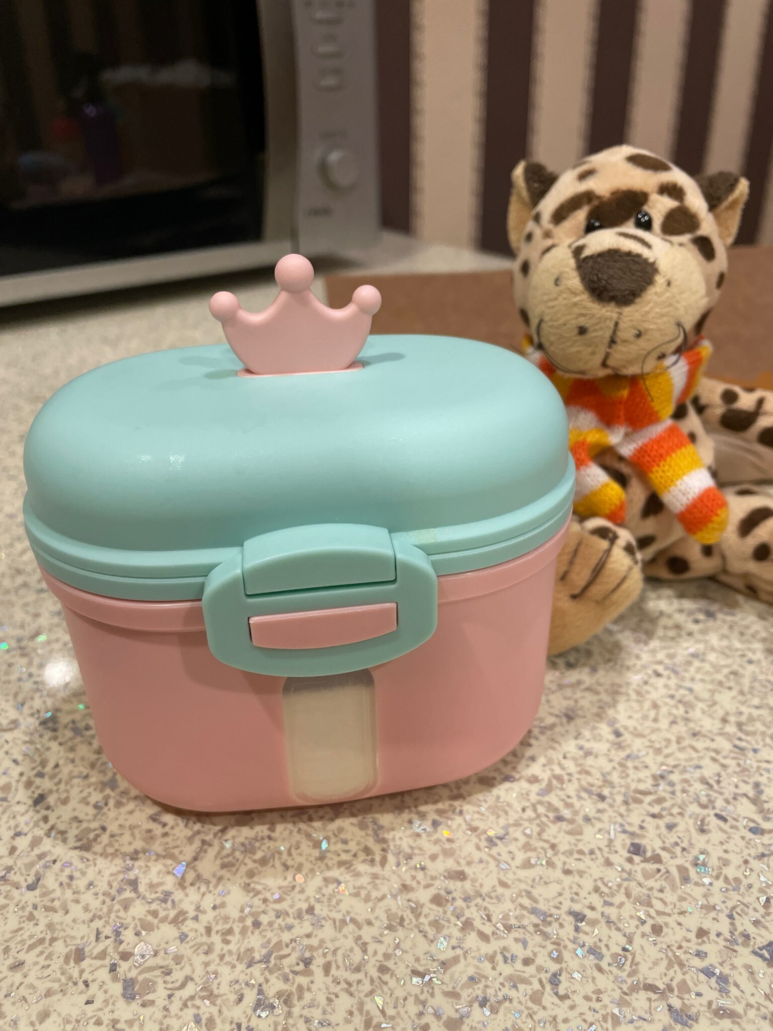 Фотография покупателя товара Контейнер для хранения детского питания «Корона», 240 г, розовый - Фото 2