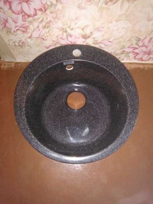 Фотография покупателя товара Мойка кухонная из камня MARRBAXX Виктори Z30Q4, d=475 мм, глубина 18 см, глянцевая, черная - Фото 3