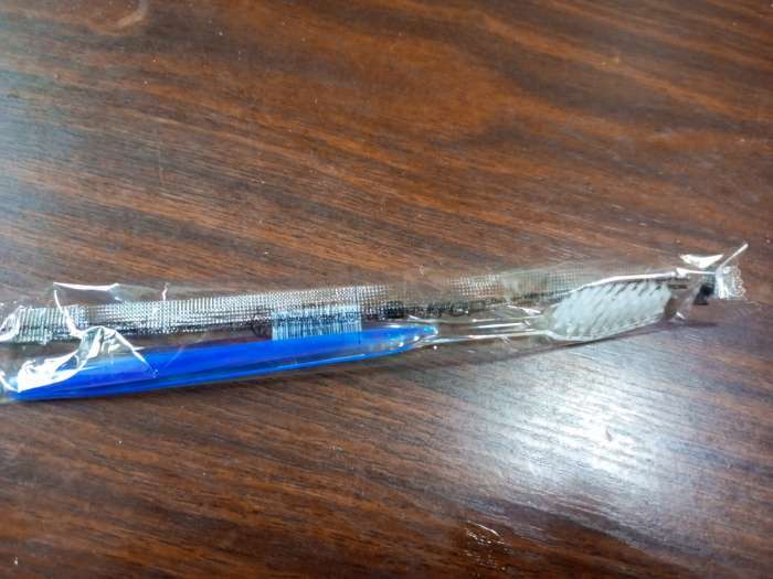 Фотография покупателя товара Зубная щётка, 17,5 см, цвет прозрачный/синий - Фото 1