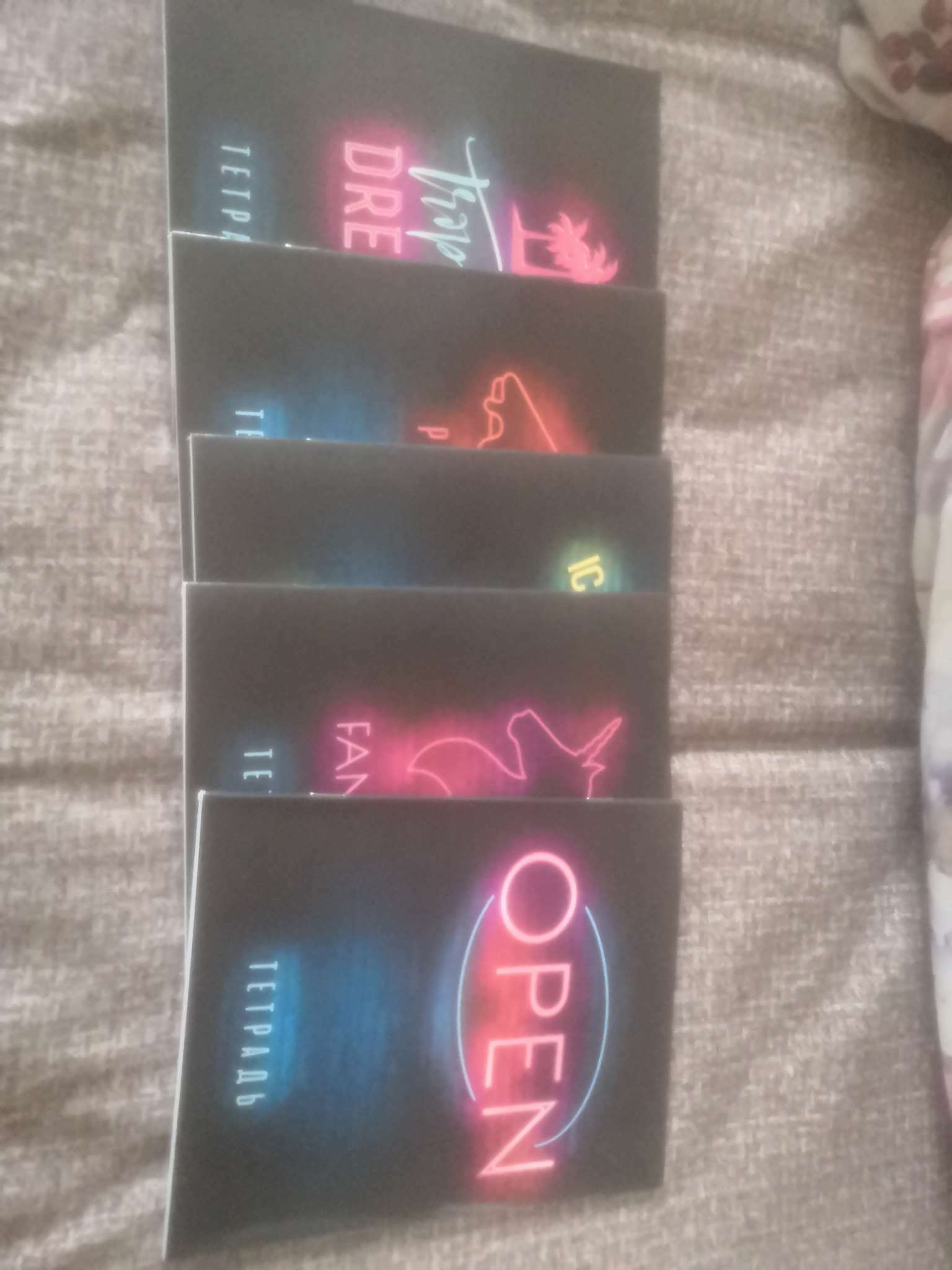 Фотография покупателя товара Набор тетрадей, 36 листов в клетку, Calligrata «Неон», 5 штук - Фото 2