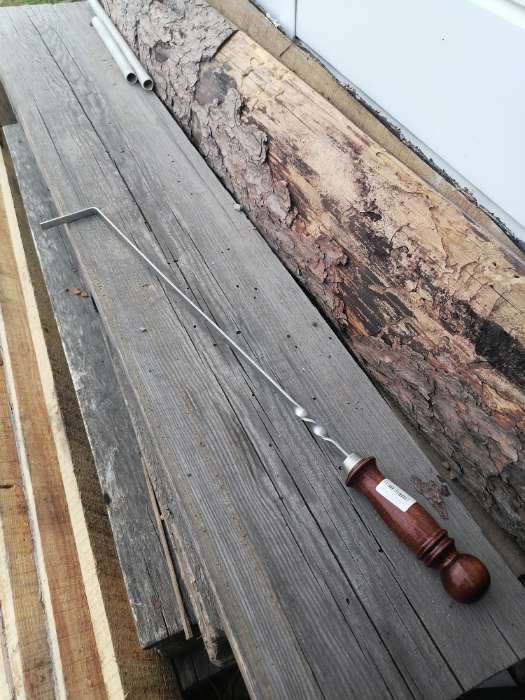Фотография покупателя товара Кочерга узбекская с деревянной ручкой, матовая 40/1 см, полная длина 62 см, сталь 3 мм - Фото 2