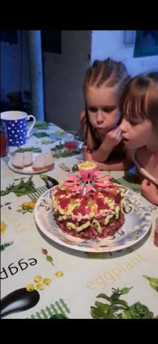 Фотография покупателя товара Свеча для торта музыкальная "Тюльпан", красная, 12×5 см - Фото 2