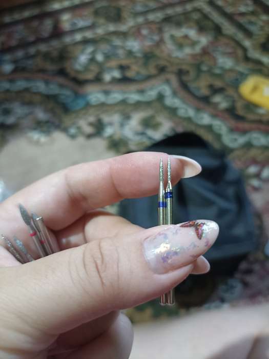 Фотография покупателя товара Фреза алмазная для маникюра «Пламя», средняя зернистость, 1,4 × 8 мм, в пластиковом футляре - Фото 1