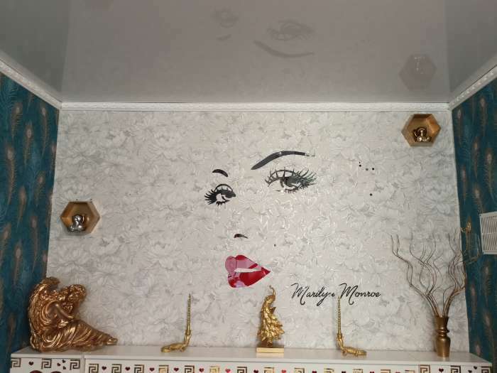 Фотография покупателя товара Наклейки интерьерные "Мэрилин Монро", декор на стену, панно 100 х 90 см - Фото 2