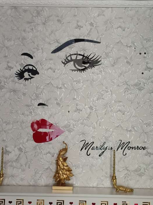 Фотография покупателя товара Наклейки интерьерные "Мэрилин Монро", декор на стену, панно 100 х 90 см - Фото 1
