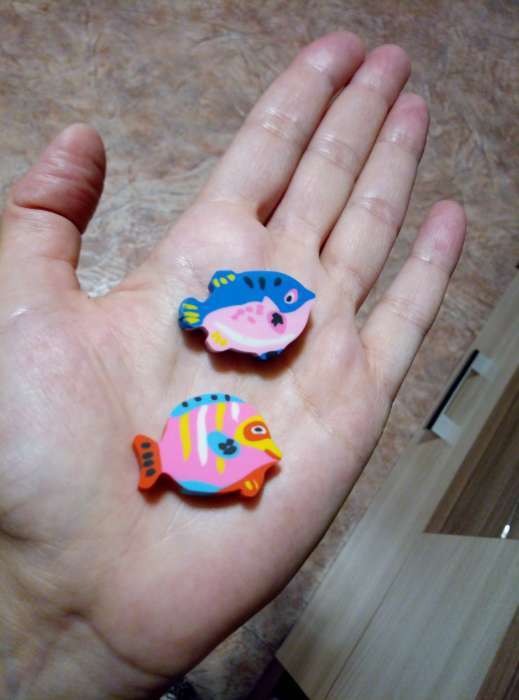 Фотография покупателя товара Ластик deVENTE дизайн Fish, синтетика, 2 штуки, цветной, в пластиковом пакете с европодвесом - Фото 1