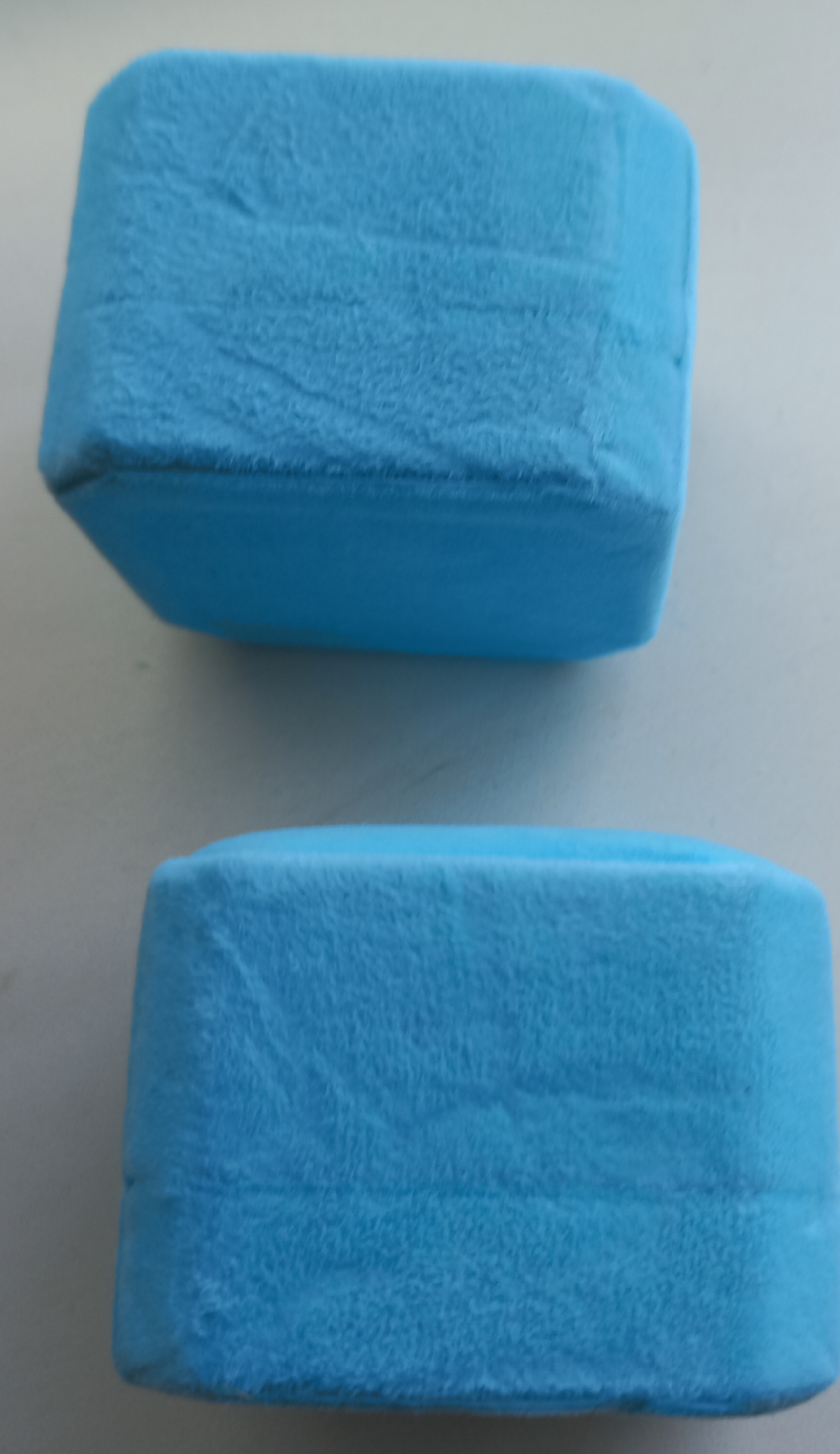 Фотография покупателя товара Футляр бархатный под кольцо «Геометрия», 5×5,5×4, цвет голубой - Фото 4