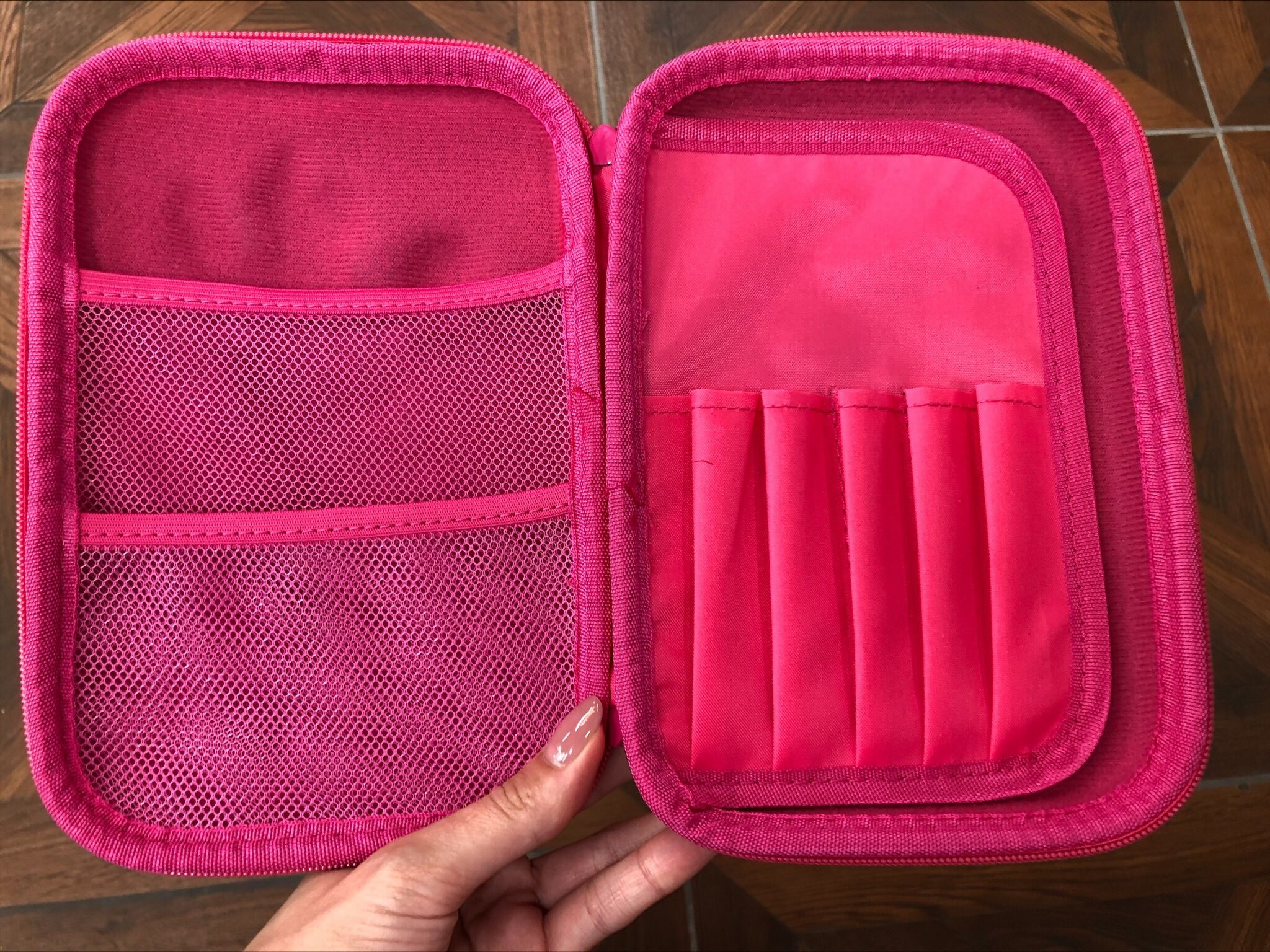 Фотография покупателя товара Пенал каркасный 2 секции, с эффектом 3D, 150×220×40 мм, «Коты аристократы» - Фото 1