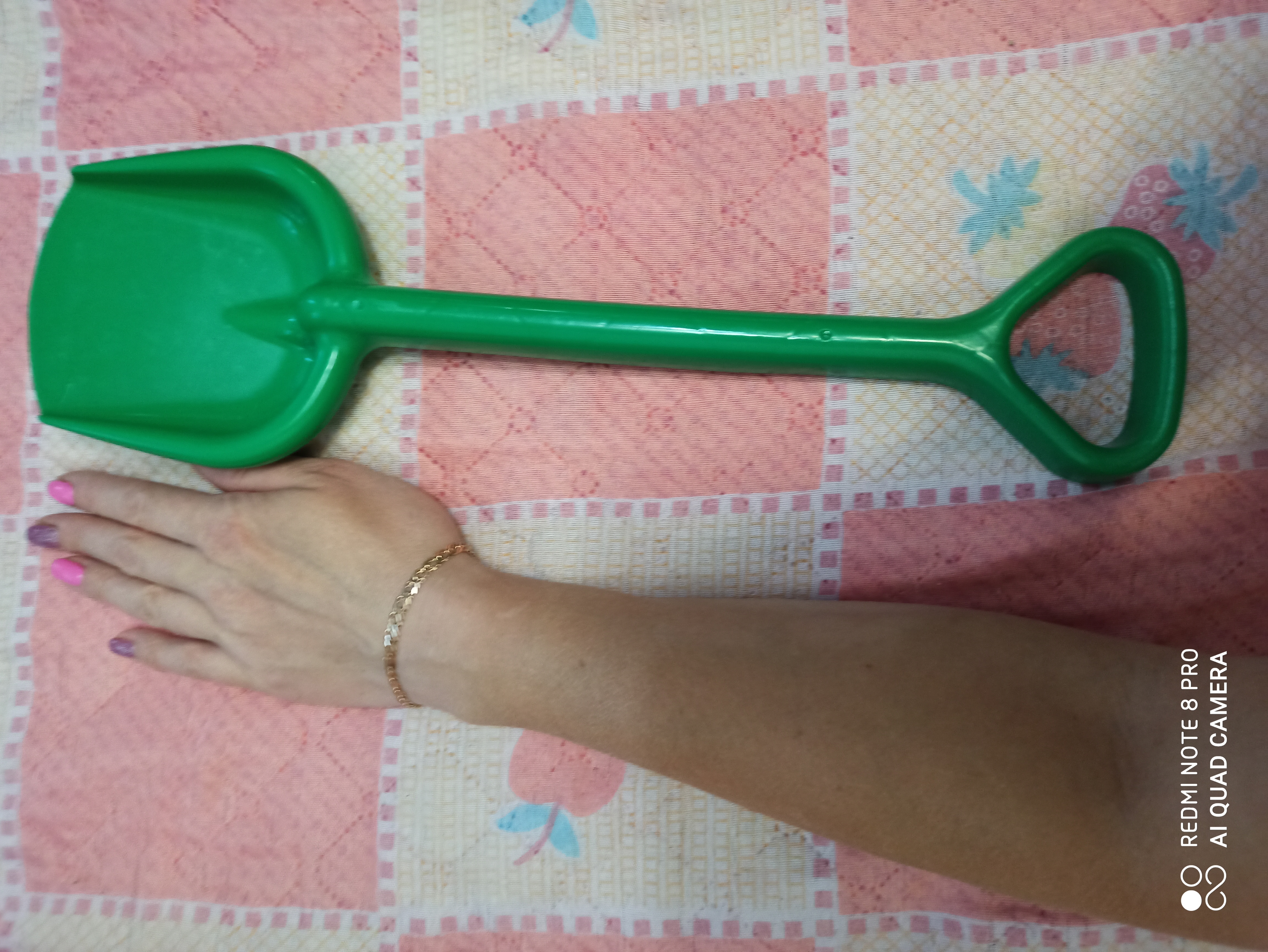 Фотография покупателя товара Лопатка для ребёнка, 40 см, цвета МИКС - Фото 14