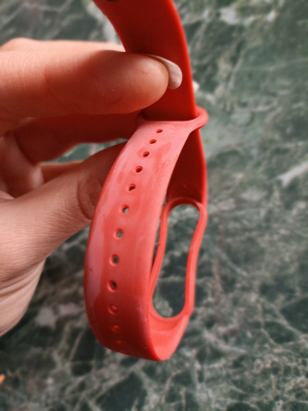 Фотография покупателя товара Ремешок для фитнес-браслета Mi Band 5/6 LuazON, силиконовый, белый - Фото 12