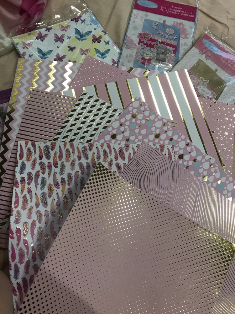 Фотография покупателя товара Набор бумаги для скрапбукинга с фольгированием «Розовые облака», 10 листов 30.5 × 30.5 см - Фото 18