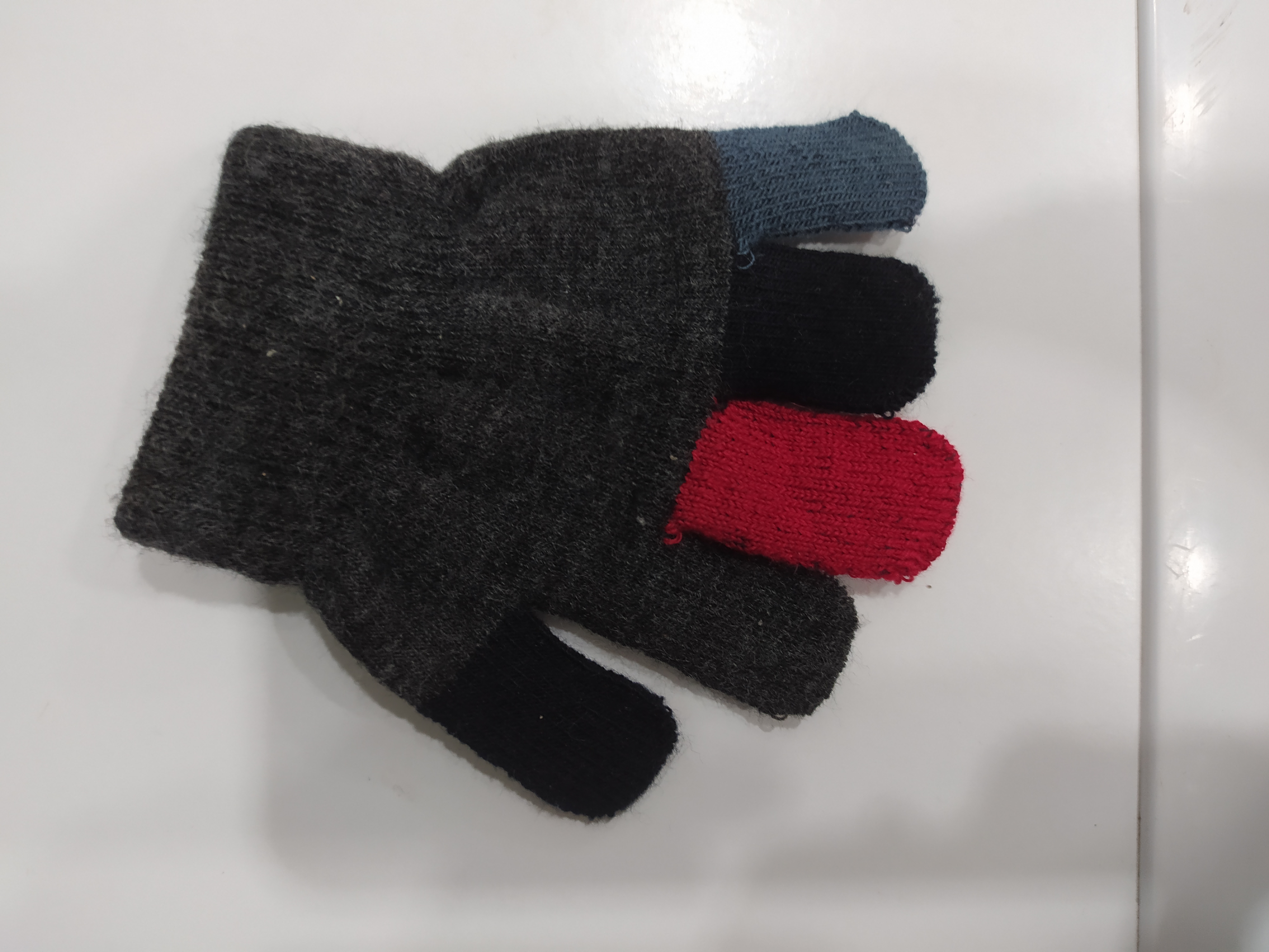 Фотография покупателя товара Перчатки одинарные для мальчика "Цветные пальчики", размер 14, цвет мальчика,тёмно-серый меланж/сини