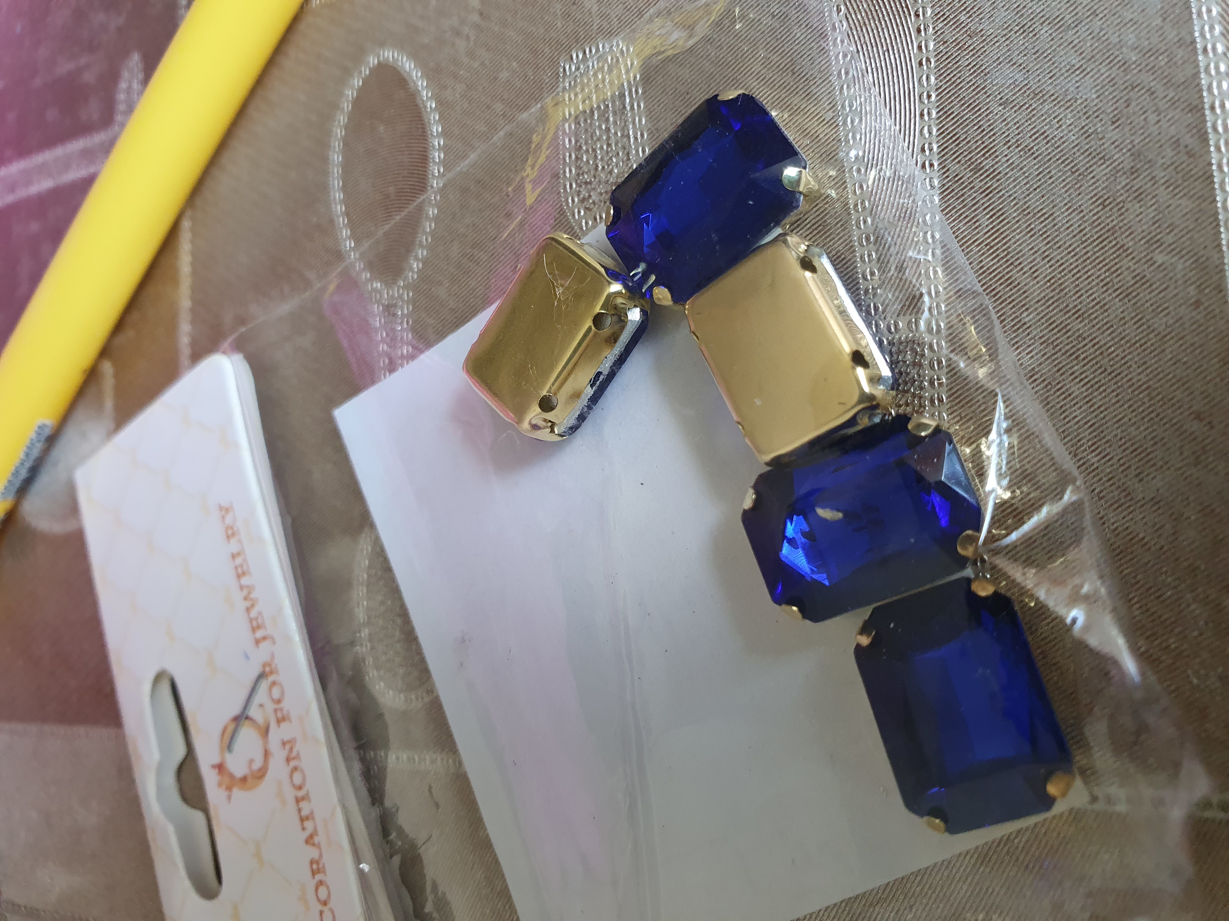 Фотография покупателя товара Стразы в цапах без отверстий (набор 5 шт), 10*14мм, цвет голубой в золоте - Фото 5