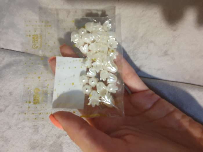 Фотография покупателя товара Бусины для творчества пластик «Колокольчик жемчужный» набор 40 шт. 1×0.9×0.9 см - Фото 1