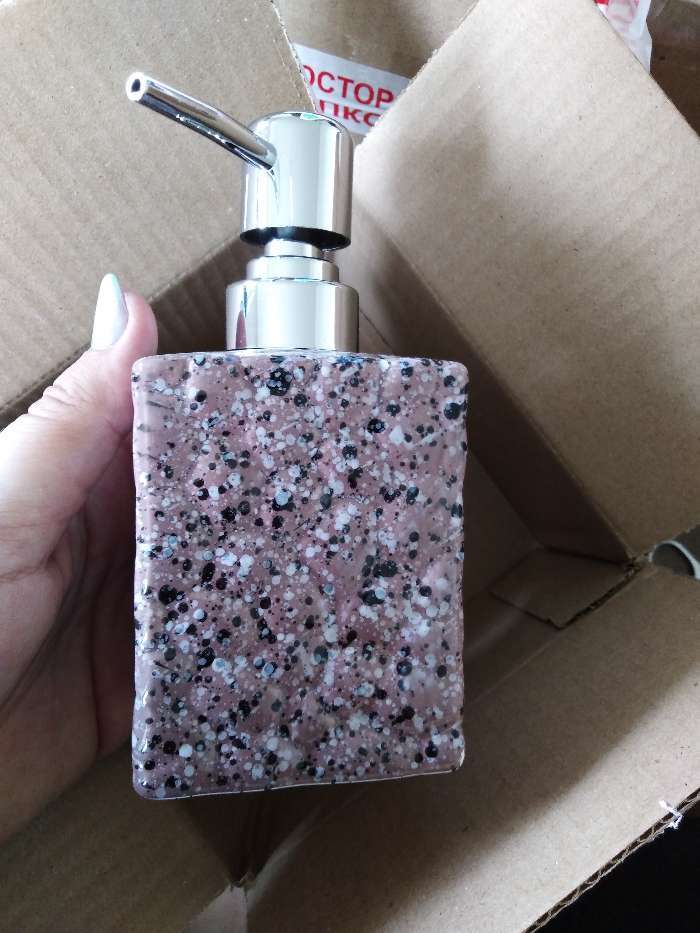 Фотография покупателя товара Дозатор для жидкого мыла Доляна «Гранит», 400 мл, цвет коричневый - Фото 3