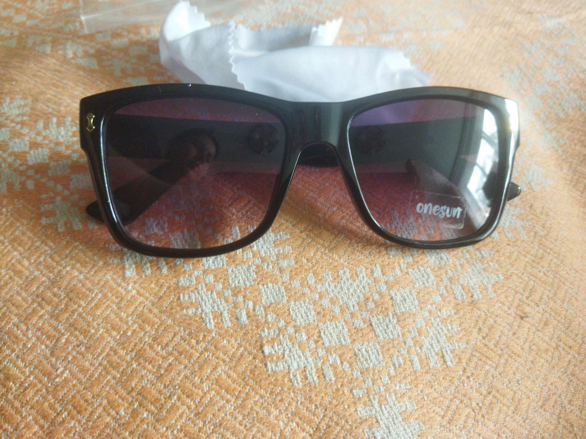Фотография покупателя товара Очки солнцезащитные «OneSun. Wayfarer», линза 5.3×6 см, чёрный, фиолетовый - Фото 2