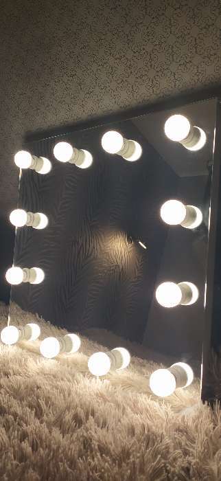 Фотография покупателя товара Зеркало, гримерное, настенное, 12 лампочек, 60×60 cм - Фото 15