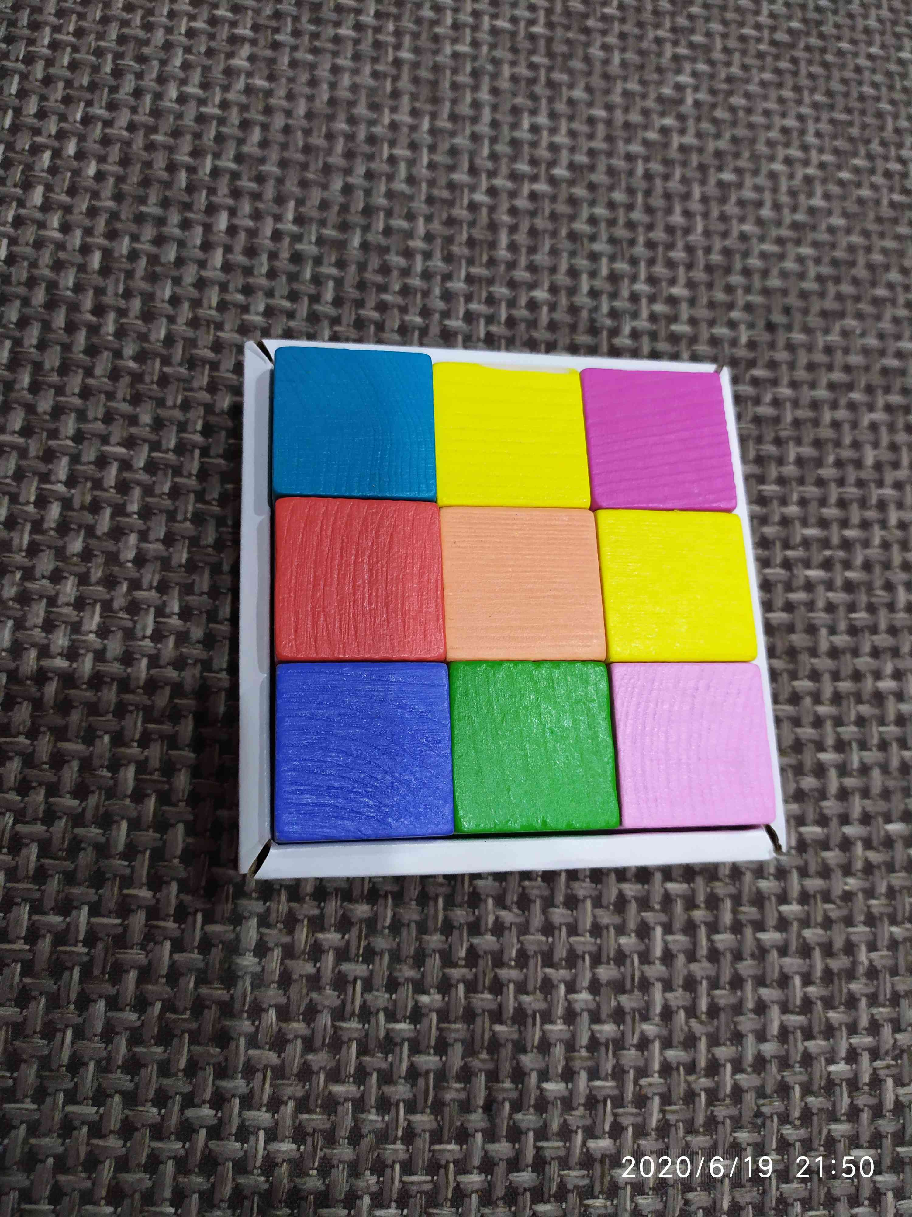 Фотография покупателя товара Деревянные кубики «Мини» 9 шт., 2.7 × 2.7 см, цвета МИКС, Томик - Фото 9