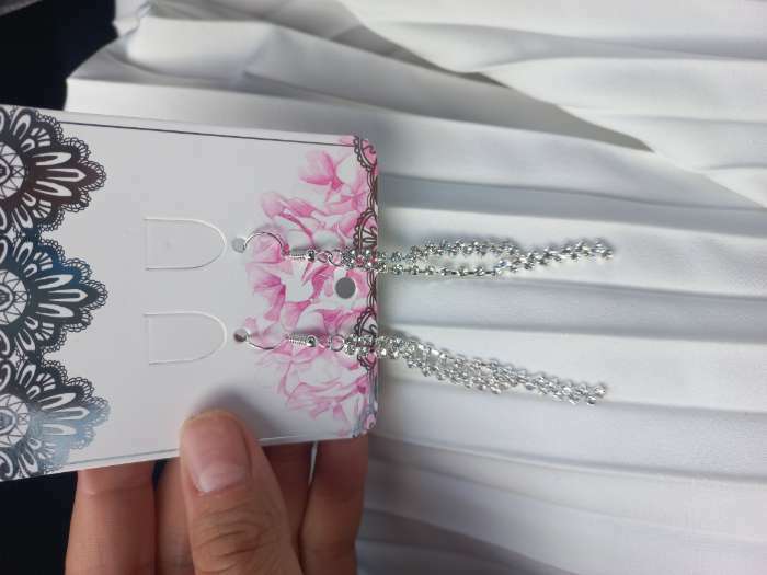 Фотография покупателя товара Серьги висячие со стразами Princess дорожка двойная, цвет белый в серебре, 9см - Фото 1