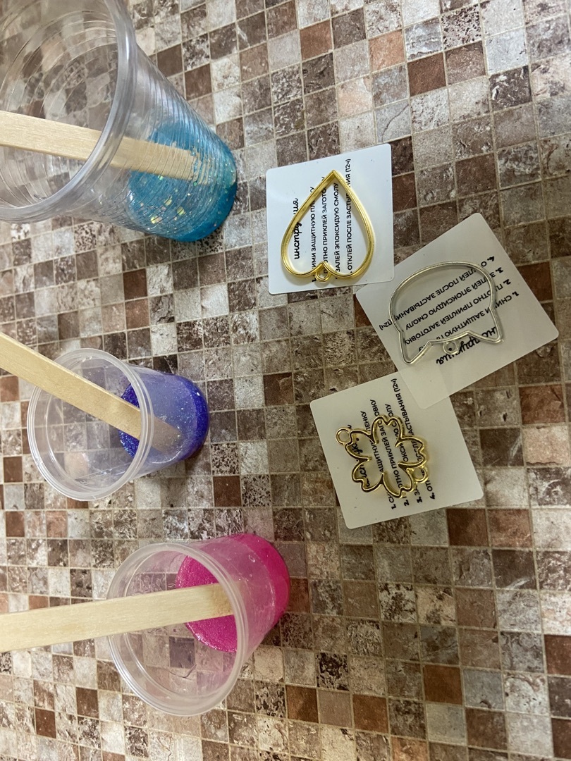 Фотография покупателя товара УЦЕНКА Набор с эпоксидной смолой «Be TrenDIY», Кулон-котик - Фото 1