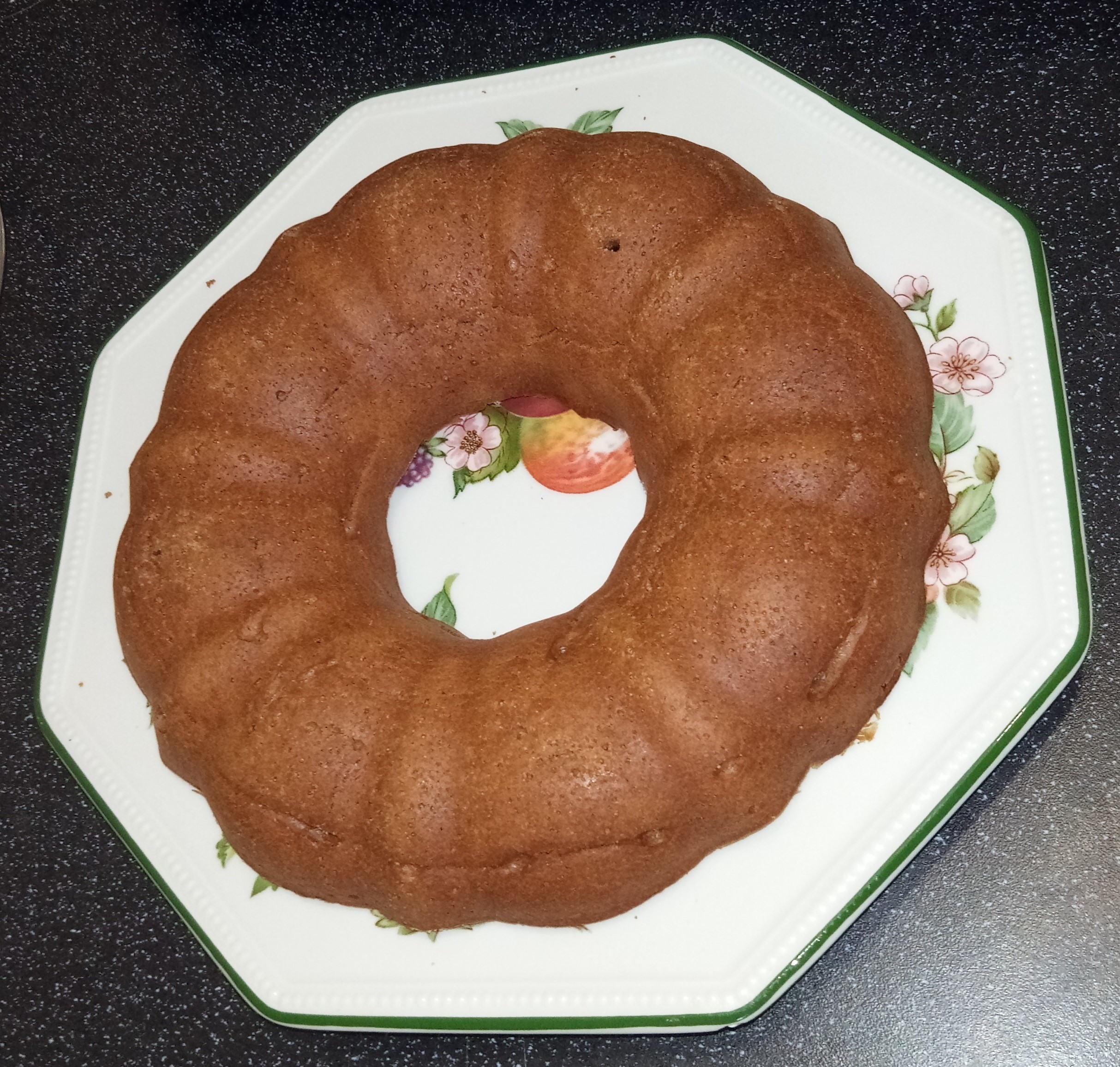 Фотография покупателя товара Форма для выпечки «Немецкий кекс. Ренард», d=23 см, антипригарное покрытие, цвет бордовый - Фото 4