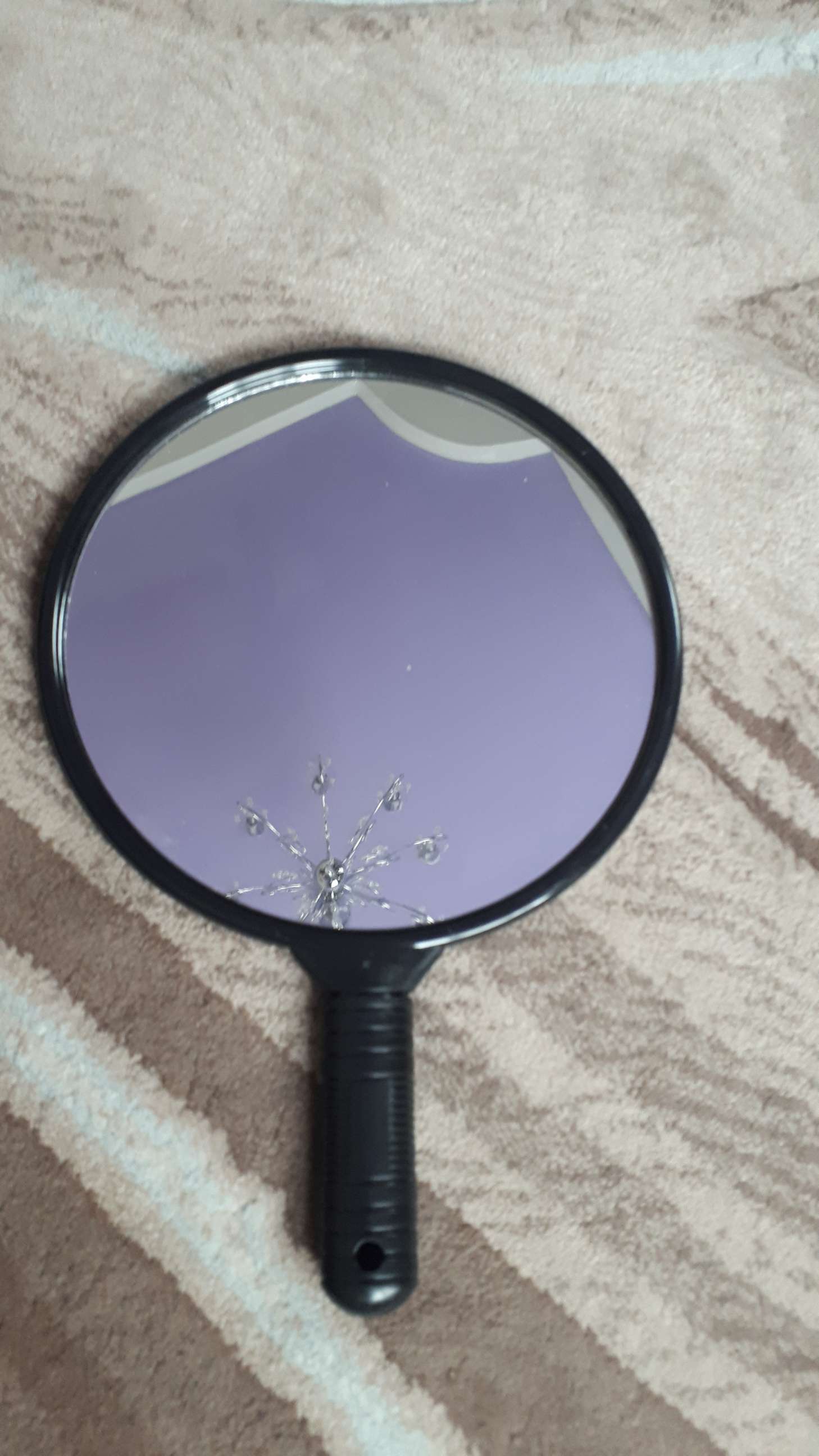 Фотография покупателя товара Зеркало с ручкой, d зеркальной поверхности 24,5 см, цвет чёрный