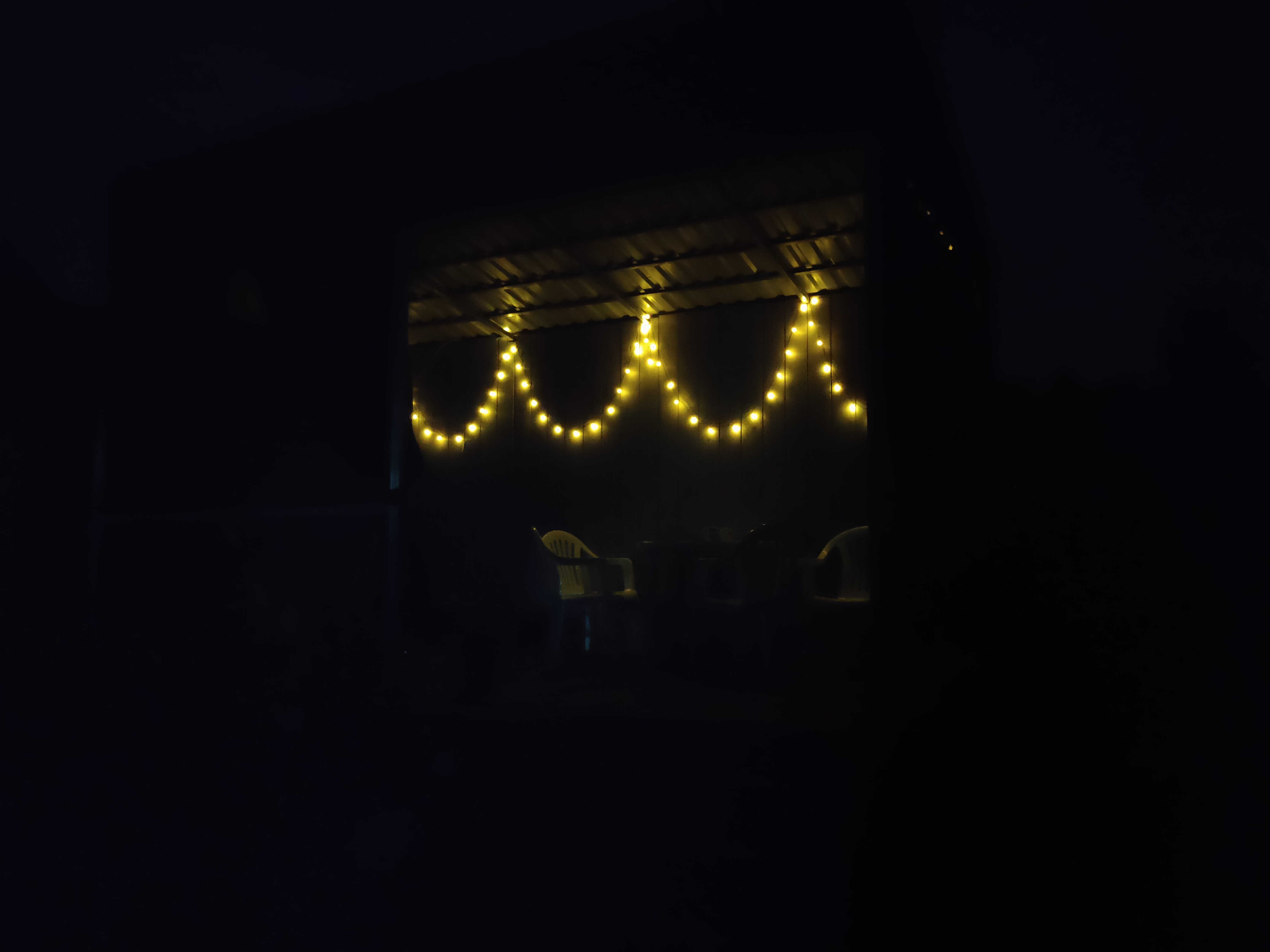 Фотография покупателя товара Гирлянда «Нить» 4.5 м с насадками «Шарики», IP44, тёмная нить, 30 LED, свечение жёлтое, 2 режима, солнечная батарея - Фото 6