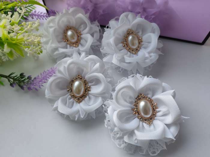 Фотография покупателя товара Декор для творчества пластик, стразы "Жемчужный овал в цветах" набор 10 шт 2,3х3,2 см - Фото 3