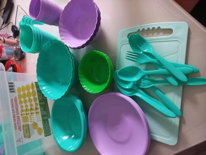 Фотография покупателя товара Набор посуды для пикника на 6 персон Альт-Пласт «Все за стол – 2», 52 предмета, пластик, МИКС - Фото 7