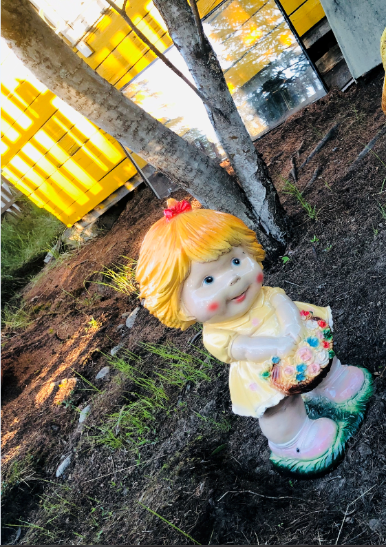 Фотография покупателя товара Садовая фигура "Девочка с цветами средняя" 25х23х49см - Фото 2