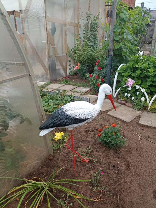 Фотография покупателя товара Садовая фигура из полистоуна «Аист», 81×65×20 см - Фото 7