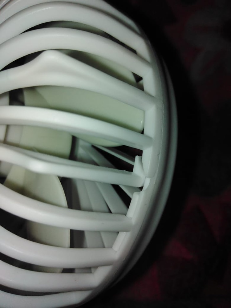 Фотография покупателя товара Портативный вентилятор LuazON LOF-02, 3 скорости, 800 мАч, белый - Фото 2