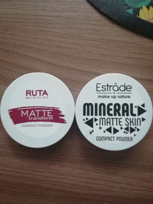 Фотография покупателя товара Пудра компактная Estrâde Mineral Matte Skin, тон М25 тёмный беж нейтральный, 7 г - Фото 2