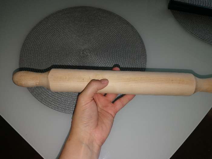 Фотография покупателя товара Скалка деревянная Доляна, 42 см, с ручками - Фото 1