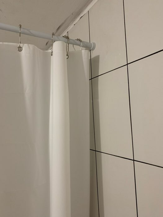 Фотография покупателя товара Карниз для ванной комнаты телескопический Доляна, 110-200 см, цвет белый - Фото 2