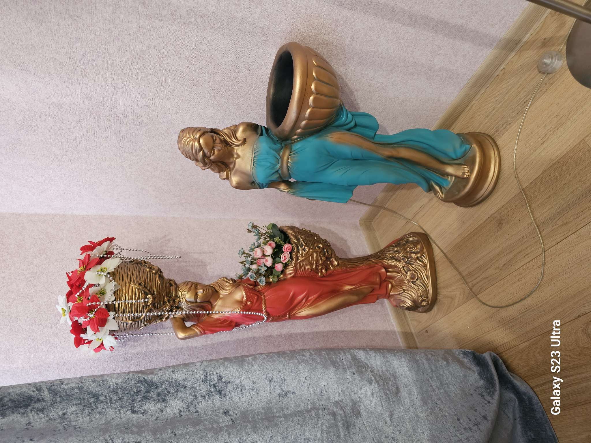 Фотография покупателя товара Фигура с кашпо "Девушка в платье" бронза голубой-зеленый, 1,2 л / 21х84х34см