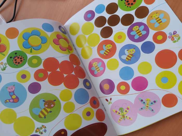 Фотография покупателя товара Развивающие наклейки для малышей «Цветы» - Фото 1