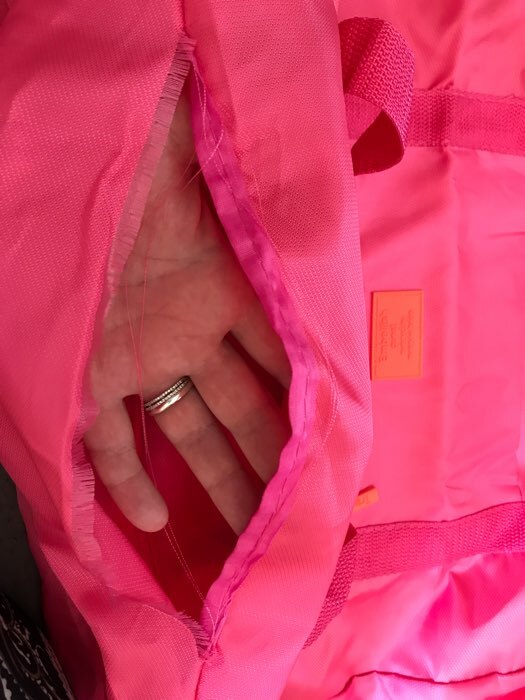 Фотография покупателя товара Сумка дорожная на молнии, цвет розовый