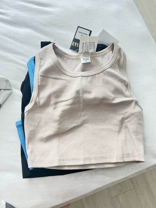 Фотография покупателя товара Топ женский MINAKU: Basic line, чёрный, размер 48 - Фото 1