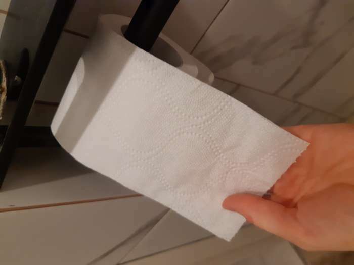 Фотография покупателя товара Туалетная бумага Linia VEIRO Classic, белая, 2 слойная, 24 шт. - Фото 1