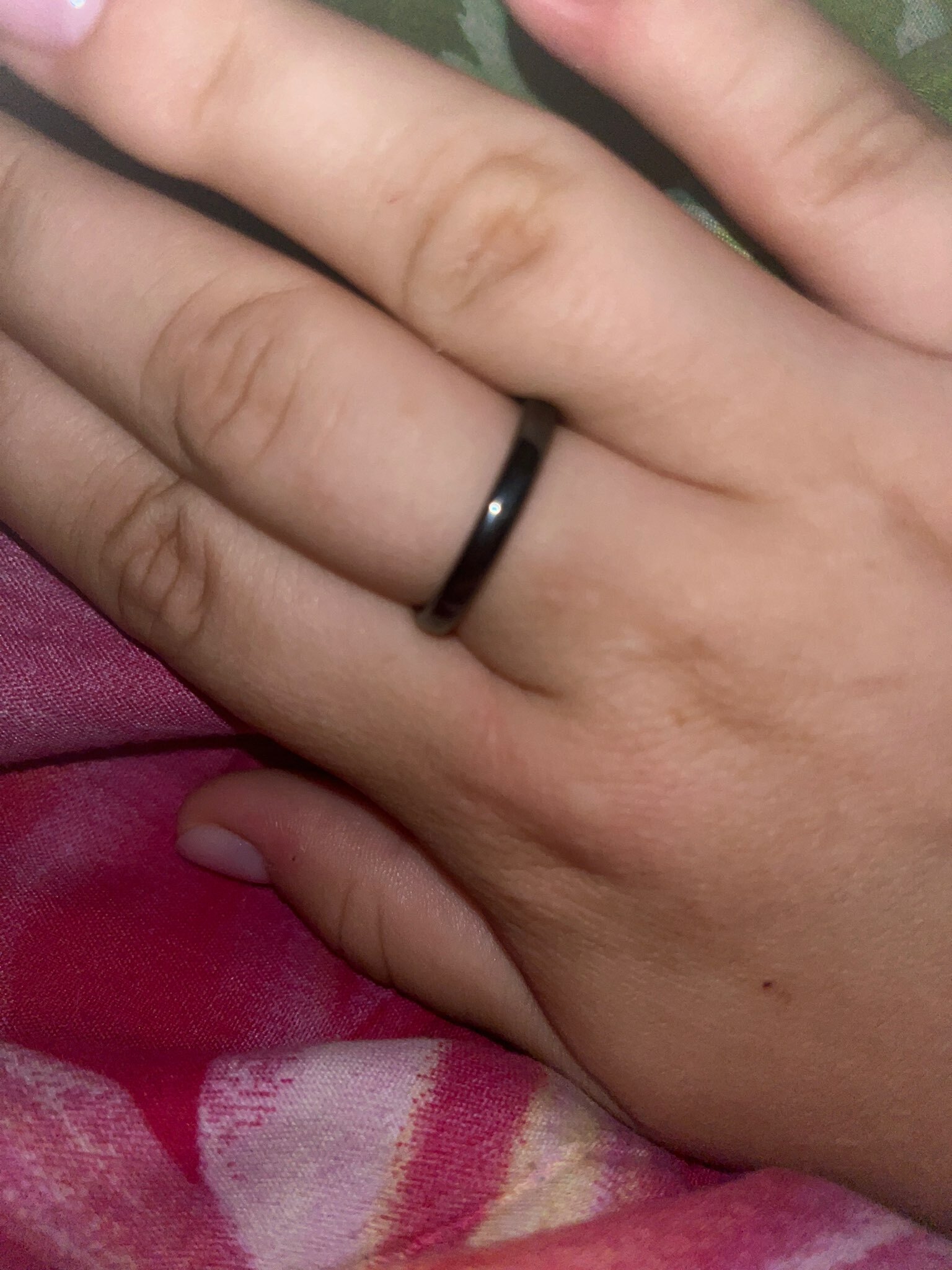 Фотография покупателя товара Кольцо «Ночь» под гематит, узкое, чёрное, размер 16 - Фото 1