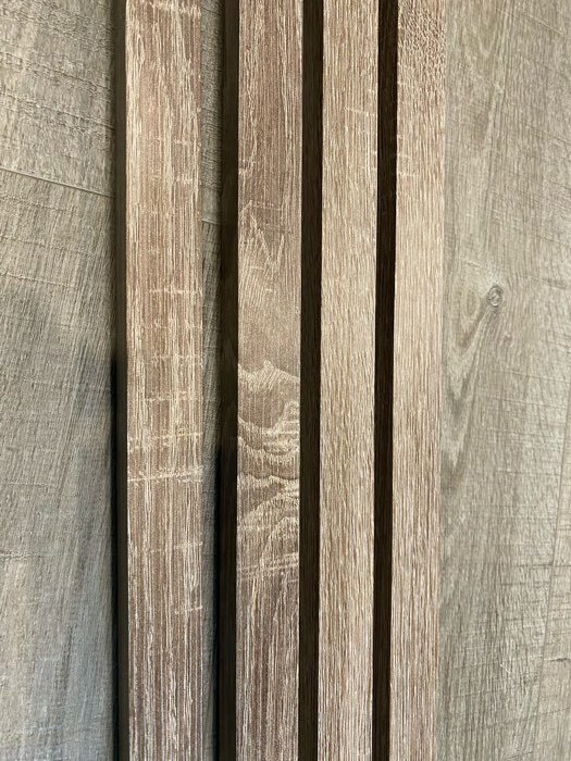 Фотография покупателя товара Интерьерная рейка МДФ «Милана», 2700×30×20 мм, цвет дуб винтаж - Фото 2