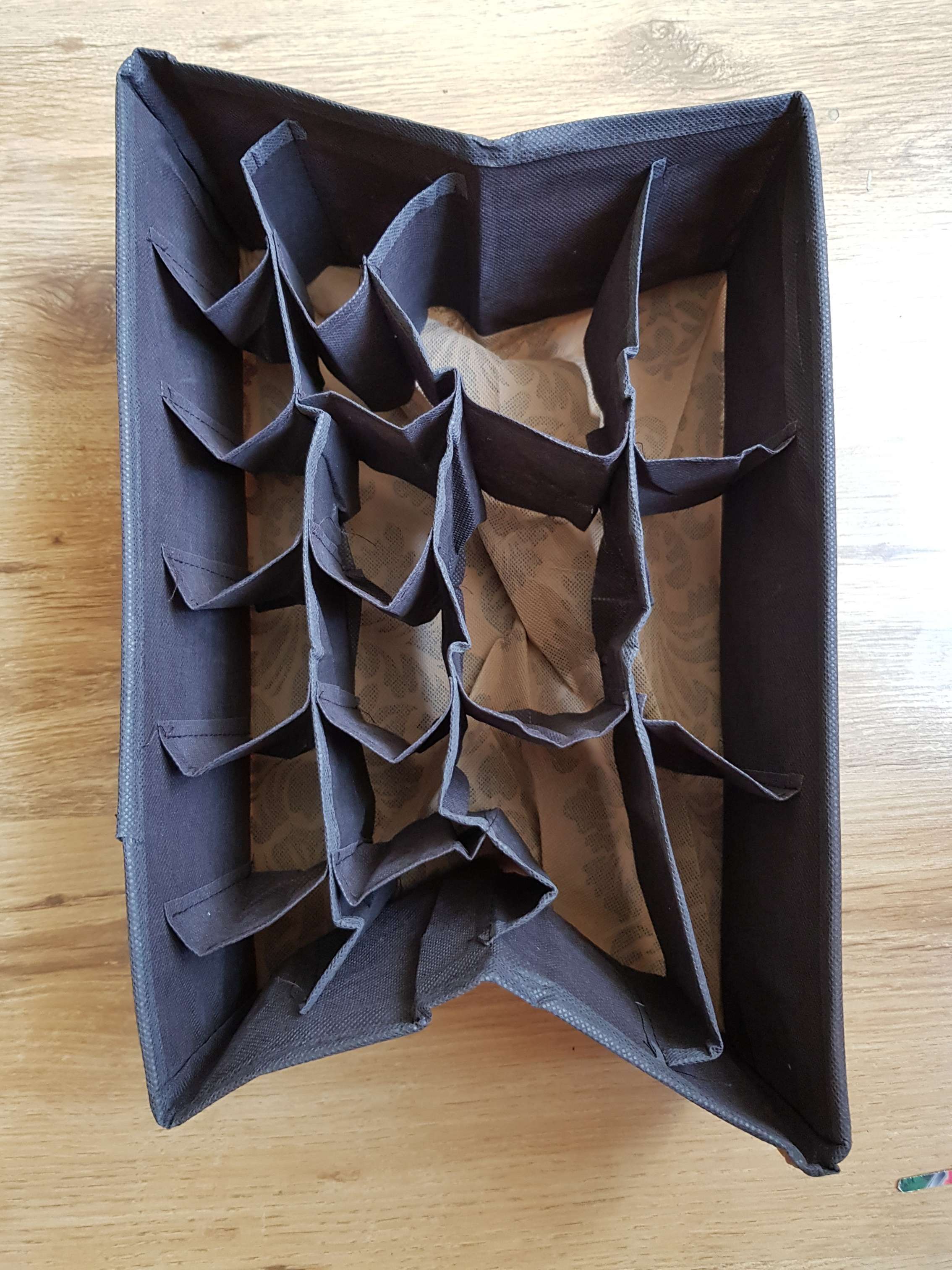 Фотография покупателя товара Органайзер для хранения белья «Вензель», 18 отделений, 35×30×12 см, цвет коричнево-бежевый - Фото 13